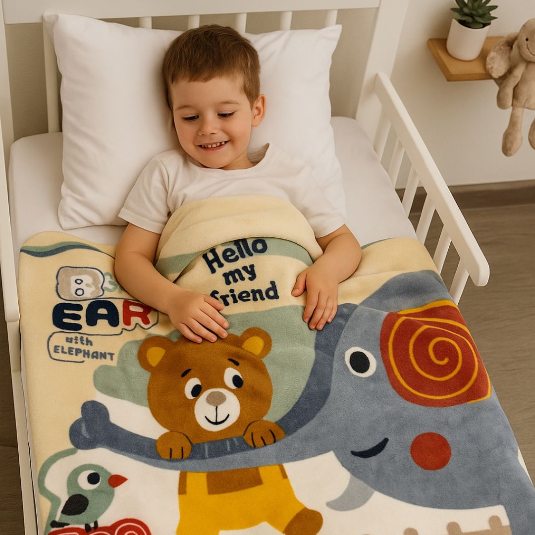 Zoo with elephant and teddy bear - children's blanket - 100x140 cm