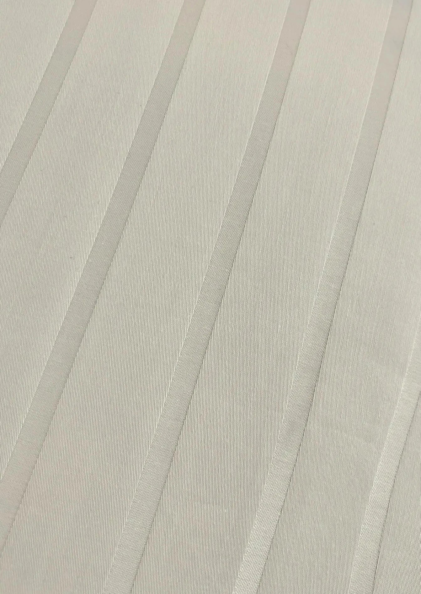 Pezsgő színű hotel csíkos ágyneműhuzat - 80% Pamut - 20% PE - áthajtós - 3 db-os szett - 150 gr/m2 - csomagos