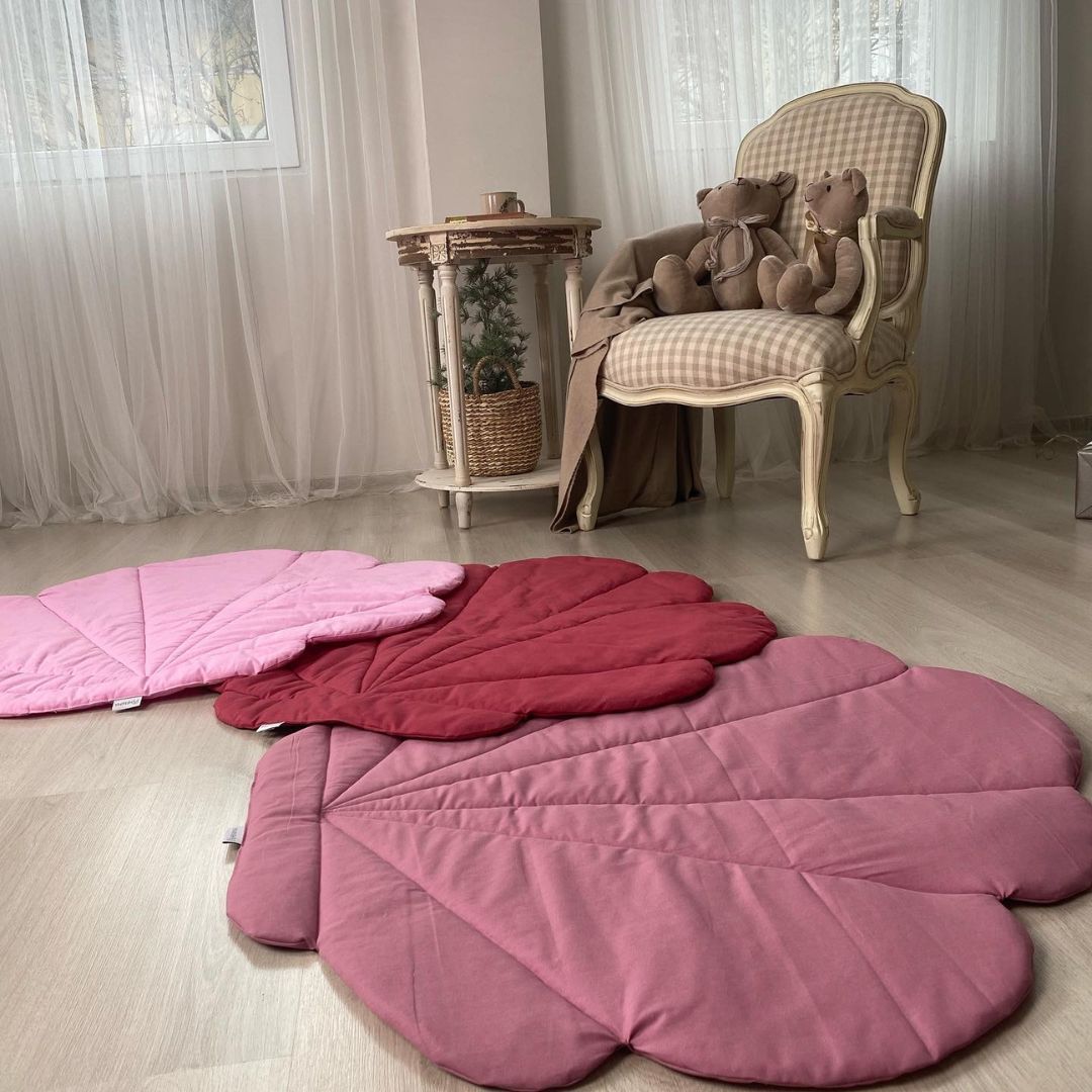 Shell children's play mat and blanket - mauve