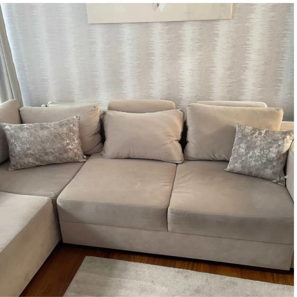 Decorative silver cushion - 40x40 cm