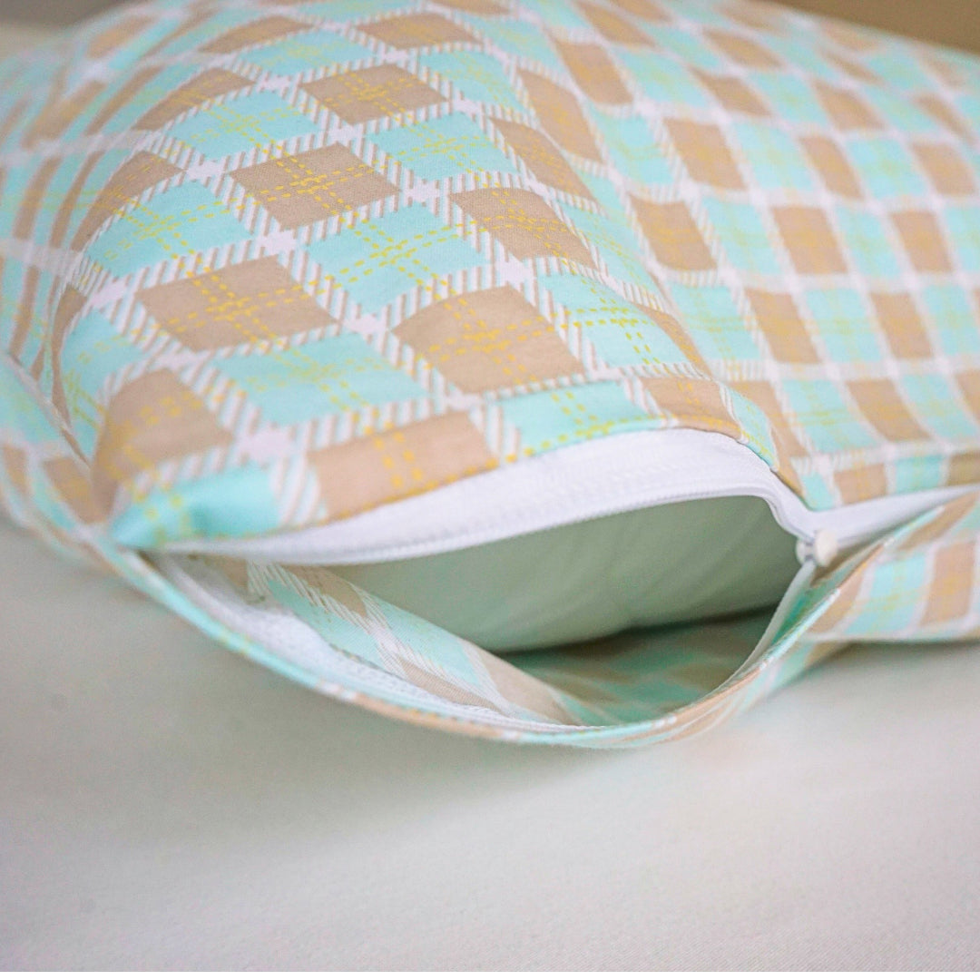 Pamut párnahuzat - Világos kék kockás