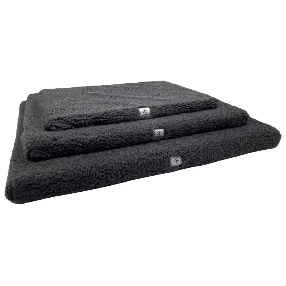 Hugo - furry dog bed (mattress)