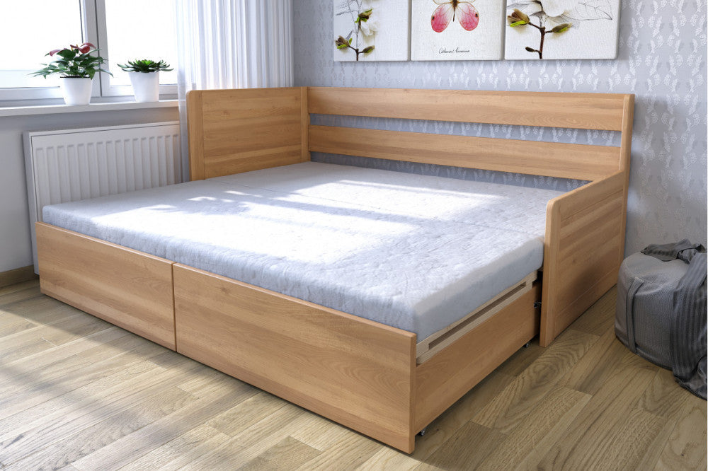 Sára bükk összecsukható ágy egy magas fejtámlával