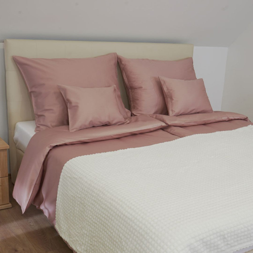 Mályva színű szatén párnahuzat - TC 300