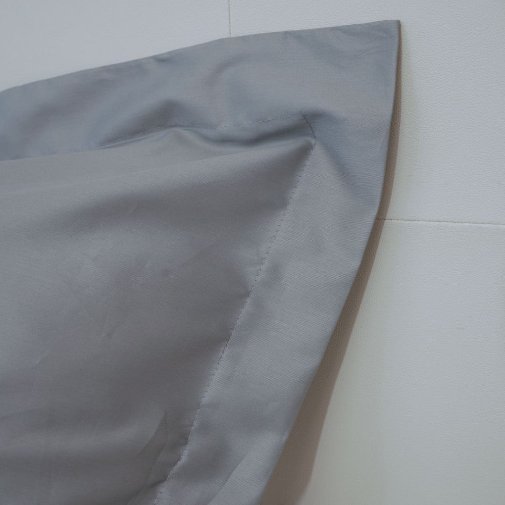 Kissenbezug aus Baumwollsatin mit englischer Kante - Stahlgrau - TC 250