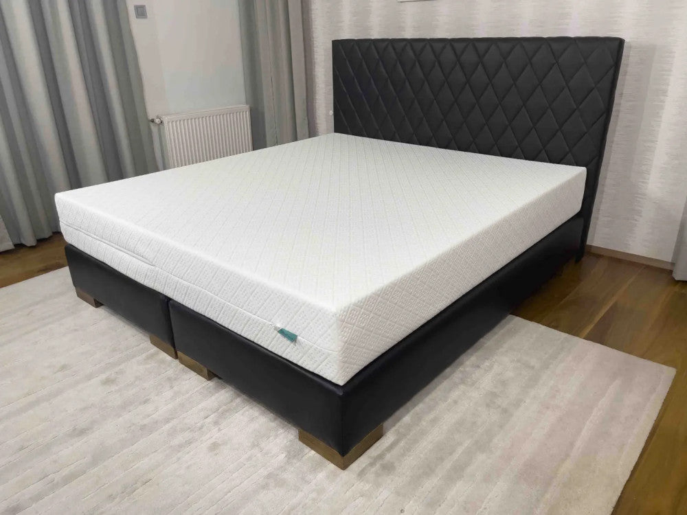 Comfort Medium - HR - Félkemény hideghab matrac (25 cm)