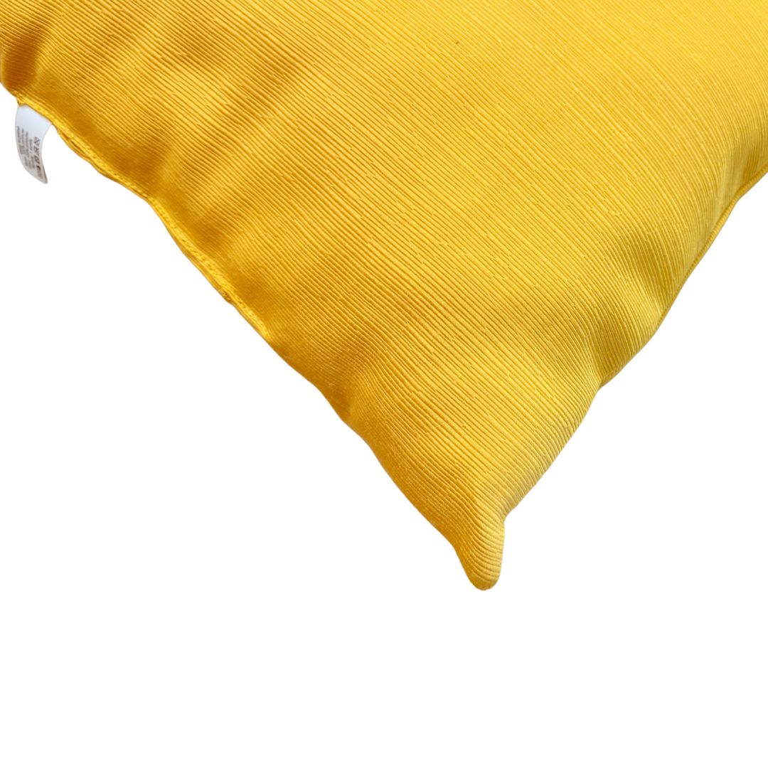 Díszpárna betéttel - Csibesárga - Sári