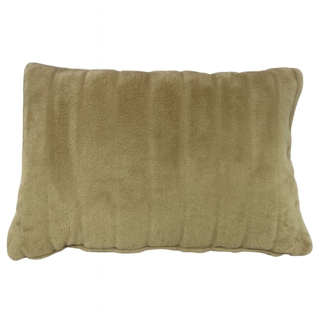 Braunes pelziges Dekokissen - mit Einlage - 45x65 cm