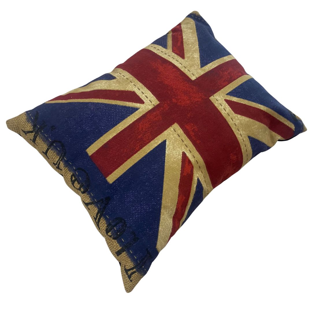 Decorative cushion (with insert) 30x40 cm - LOVE UK - small