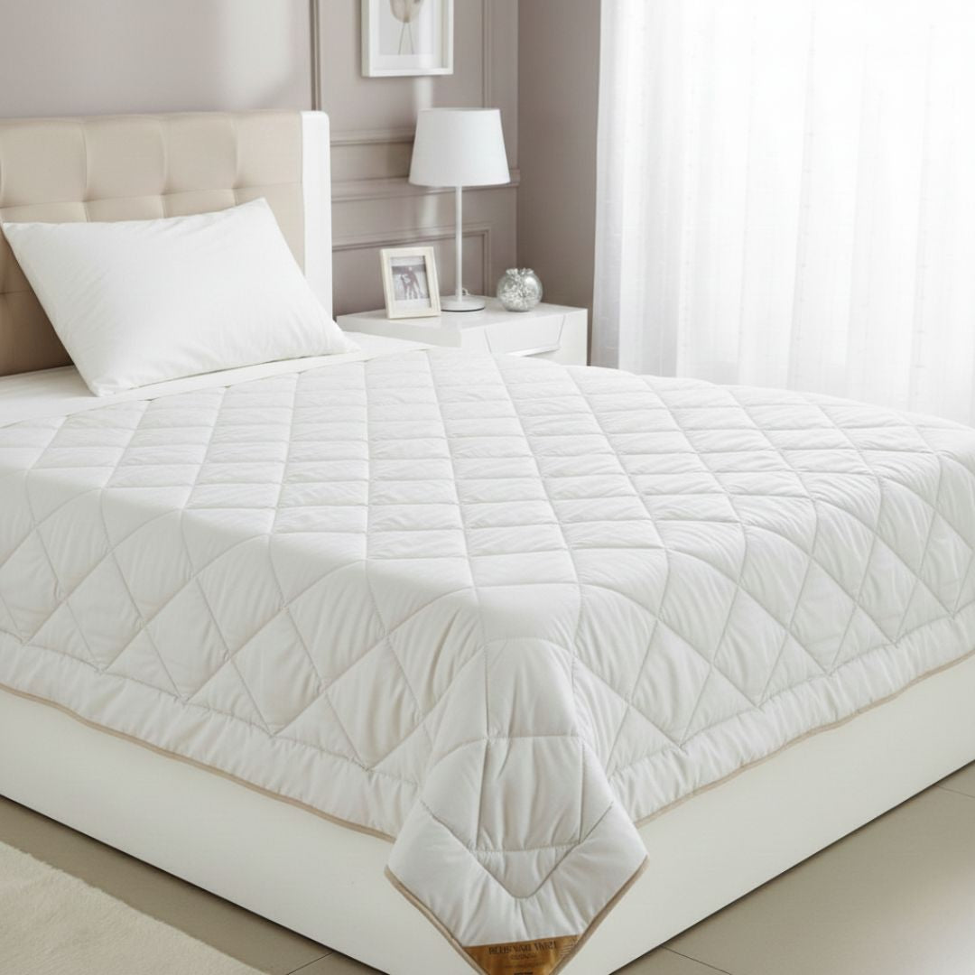 White - Wool 4-season duvet - 140x200 cm