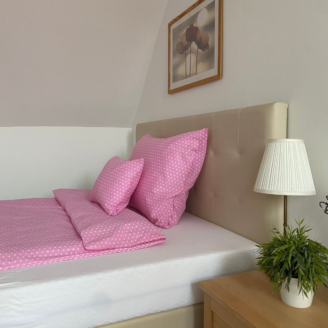 Pink Dream cotton bedding set – modern, dreamlike atmosphere