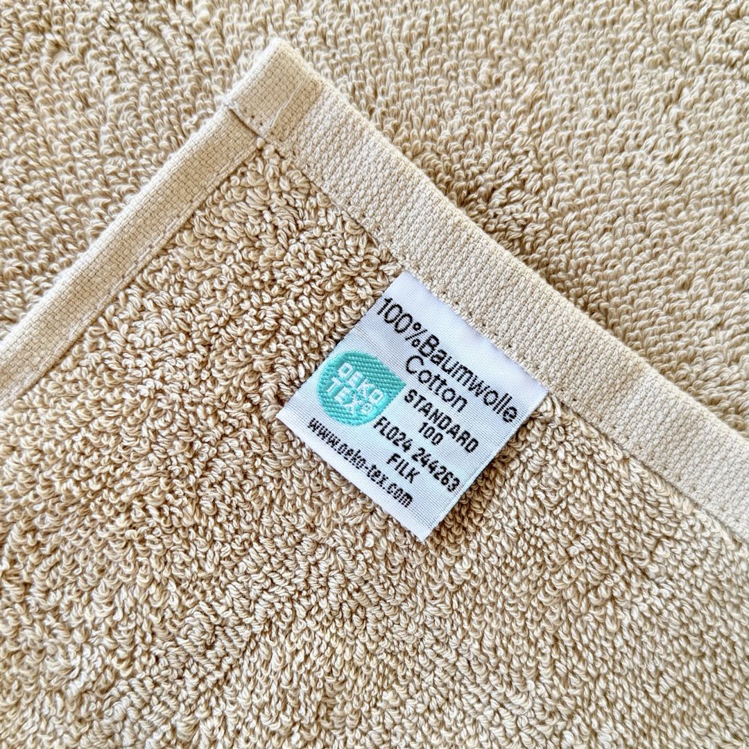 Bathtub exit - white frame - 700 gr/m2 - packaged