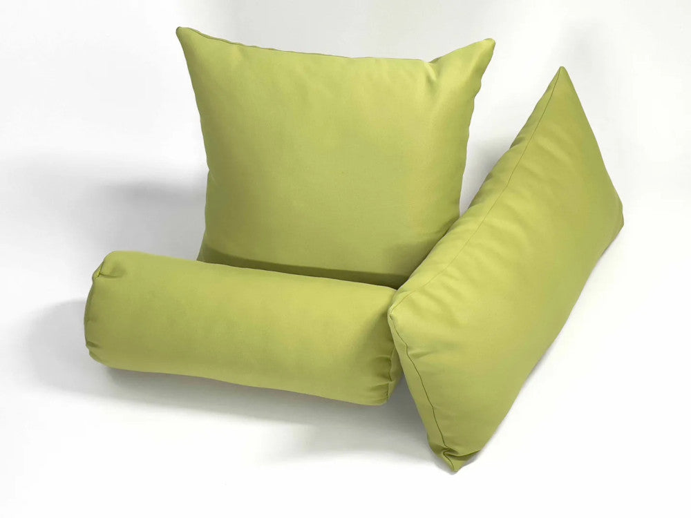 Decorative cushion with insert - zippered - BLACK OUT - kiwi green