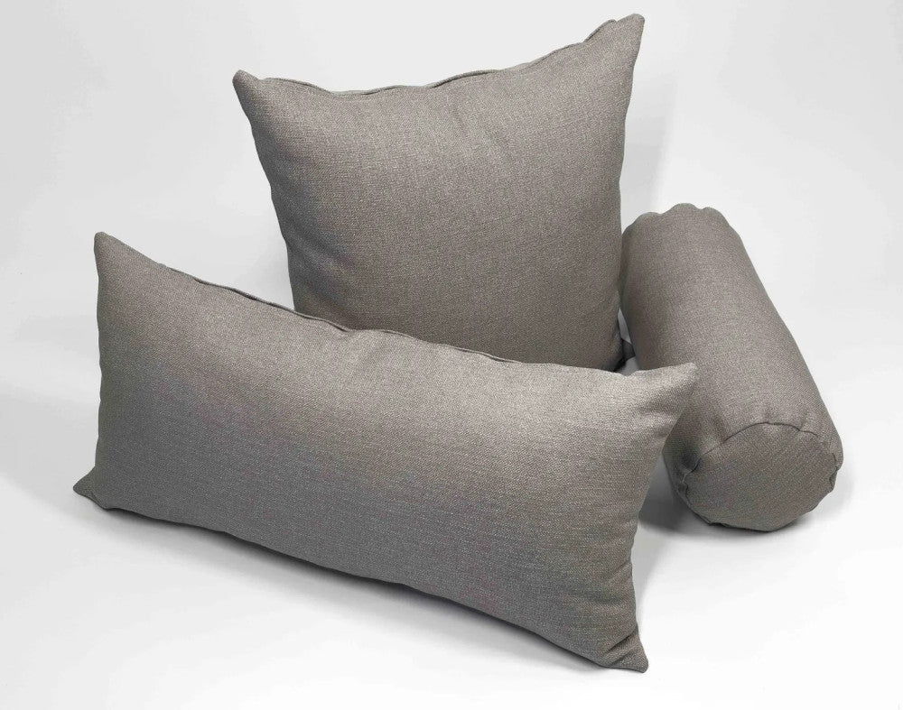 Decorative cushion sets with inserts - zipped - Greige