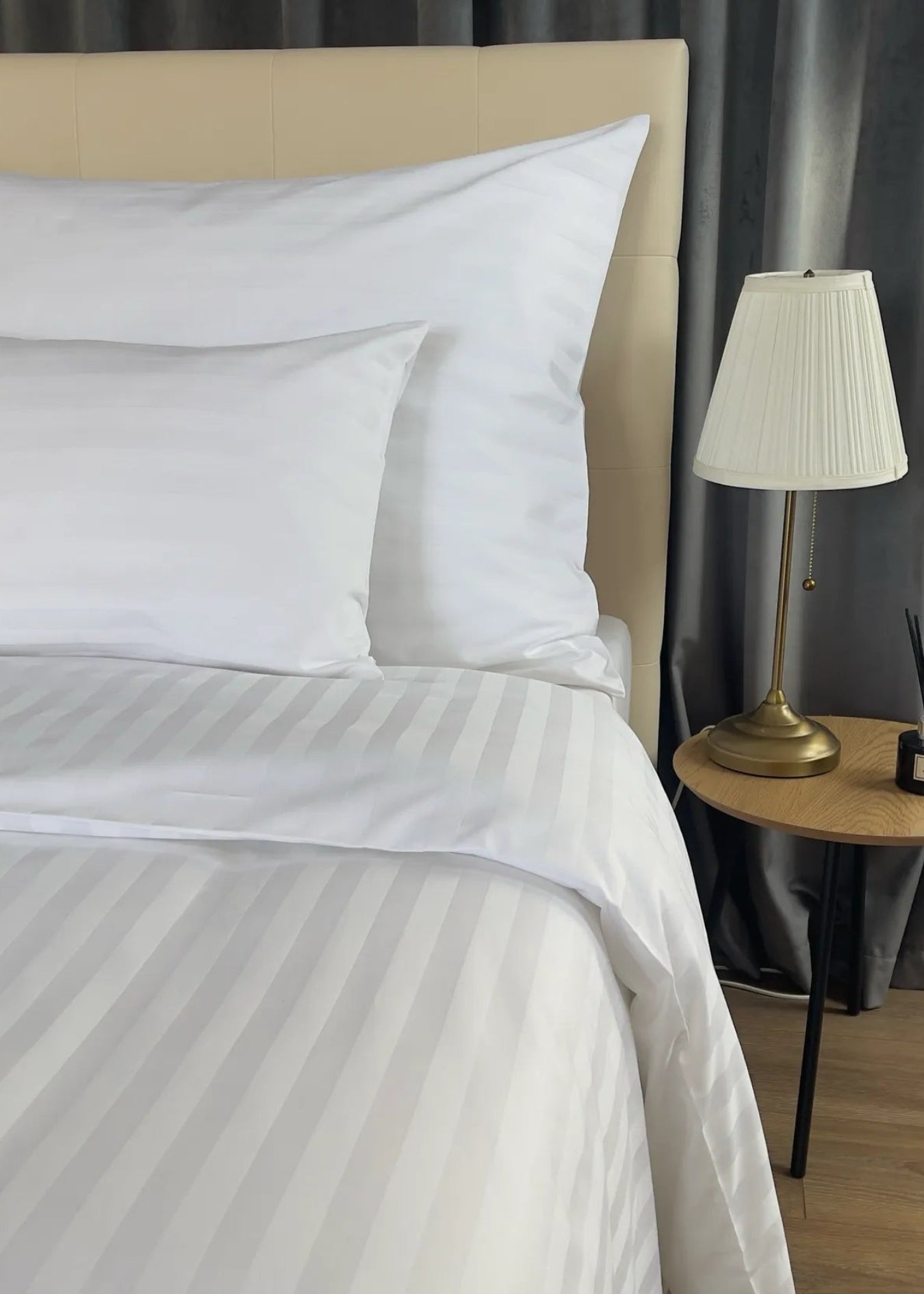 Prémium Damaszt Szatén Csíkos Ágyneműhuzat 2 cm – Hotel Minőség