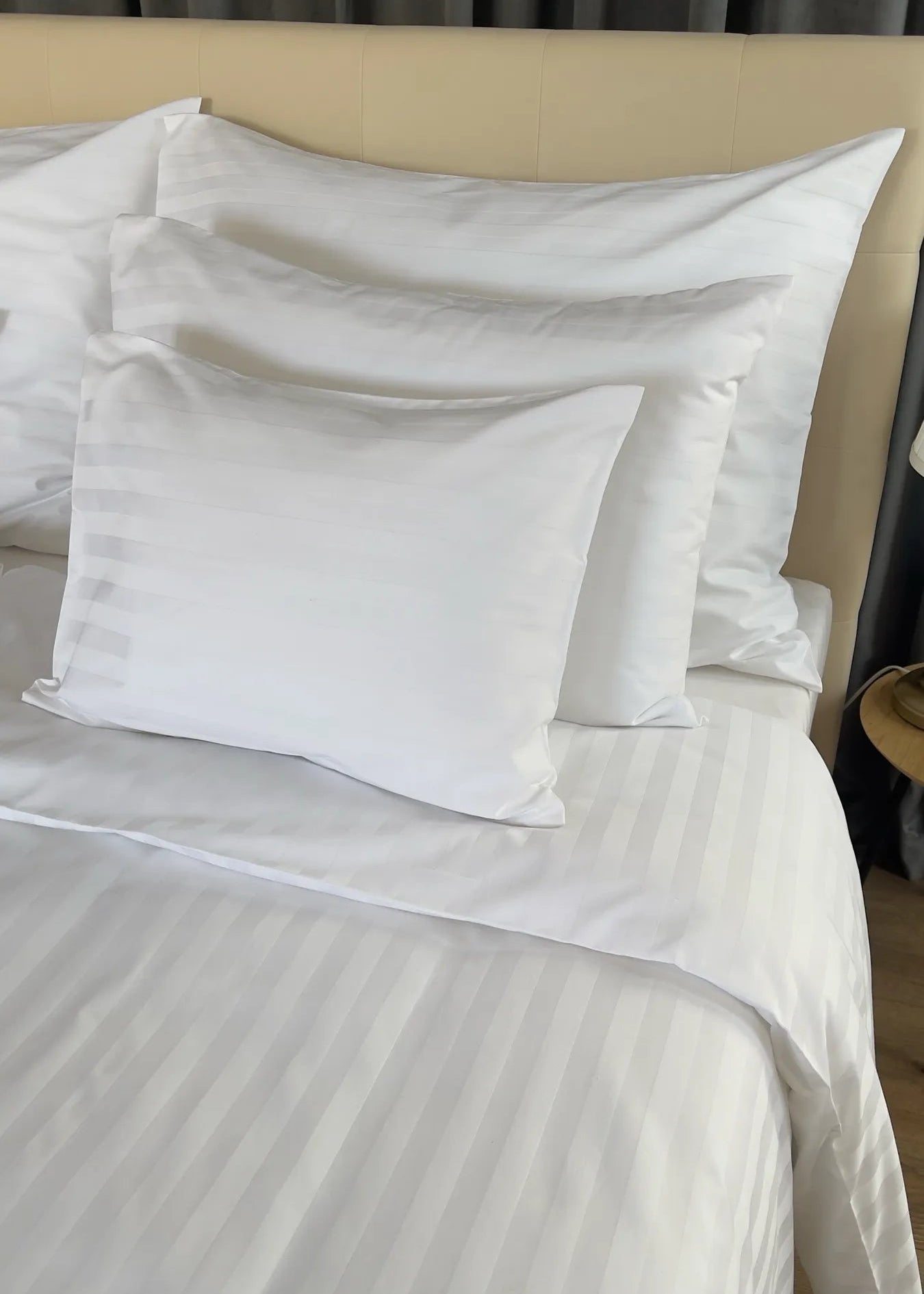 Prémium Damaszt Szatén Csíkos Ágyneműhuzat 2 cm – Hotel Minőség