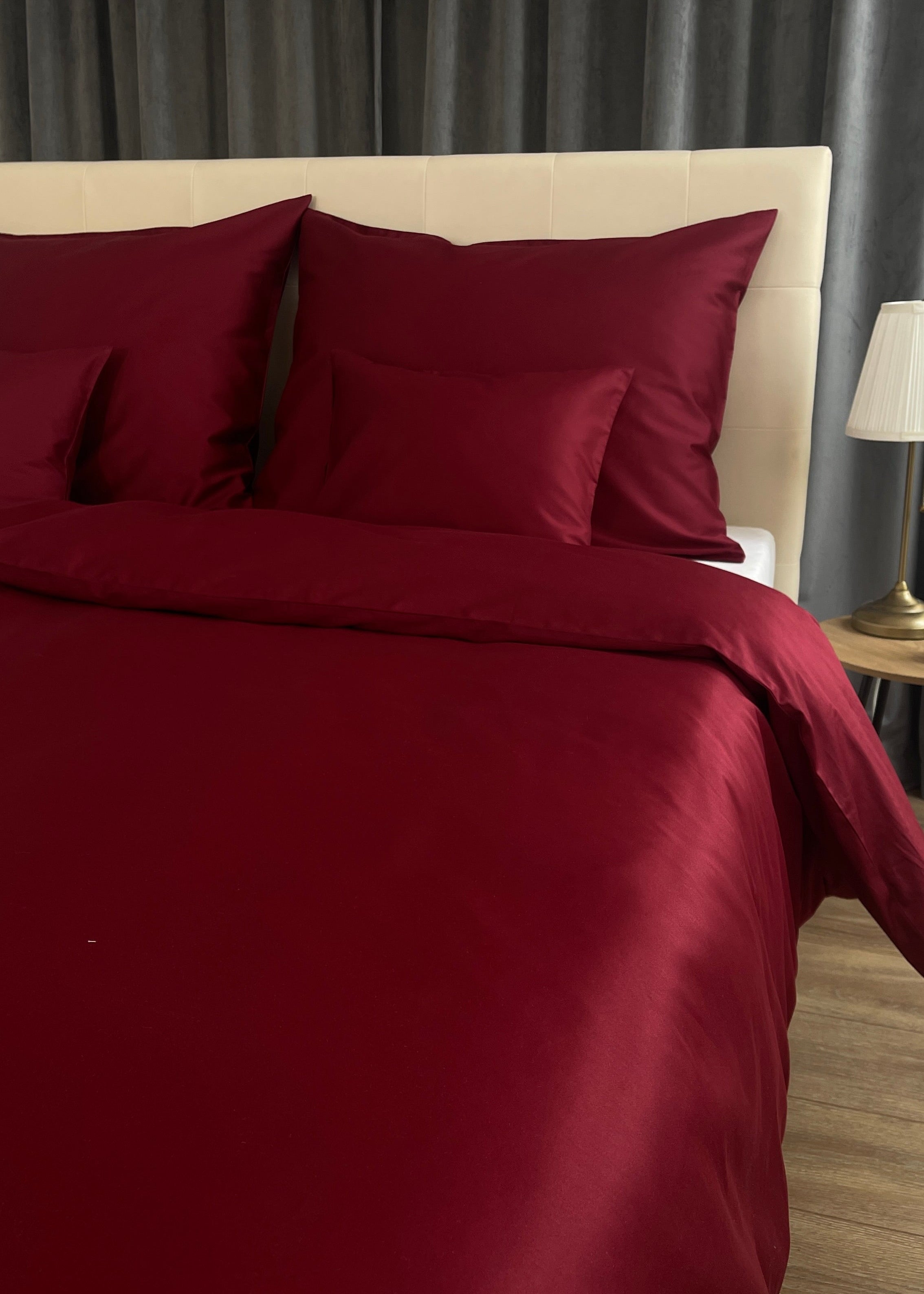 Burgundy Silk ágynemű – időtlen elegancia mély tónusban
