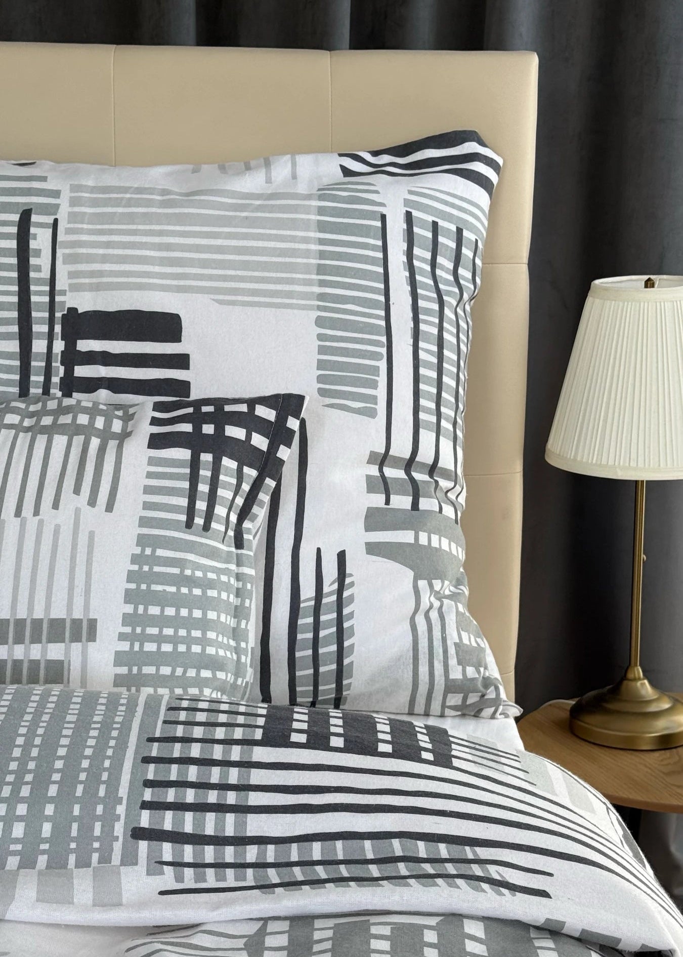Urban Grid flanel ágyneműhuzat – modern városi elegancia
