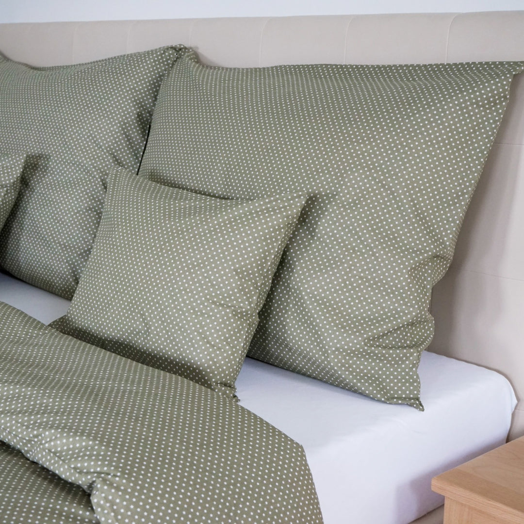 Olive Stars cotton duvet cover – a mood for peaceful nights