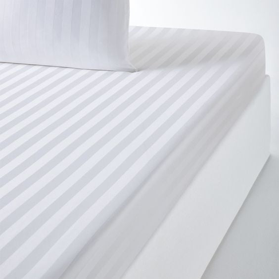 Hotel damask satin striped sheet - 50% Cotton - 50% PE - 150 gr/m2 - packaged