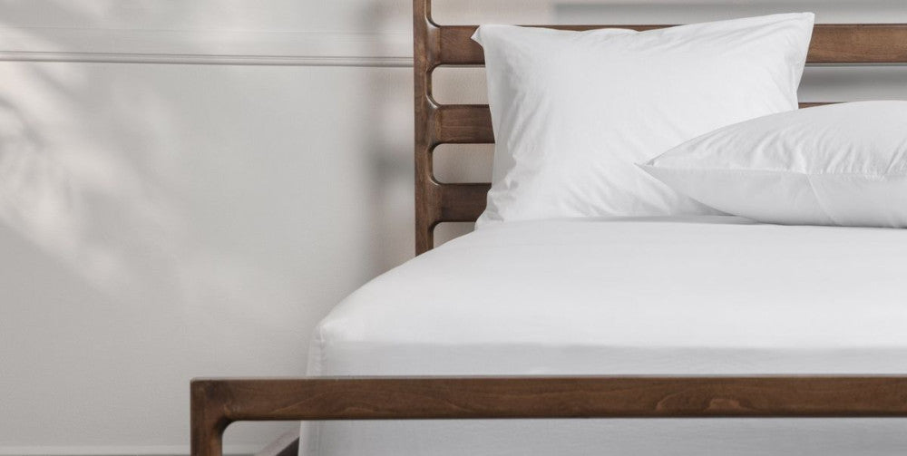 Weißer Leinen-Kissenbezug in Hotelqualität – 50 % Baumwolle – 50 % PE – umklappbar – 142 g/m² – verpackt