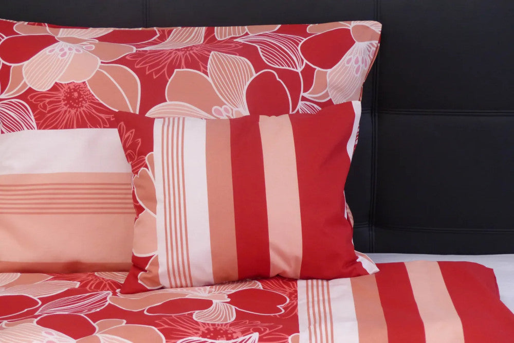 Coral Bloom Cotton Duvet Cover - vibrant floral elegance
