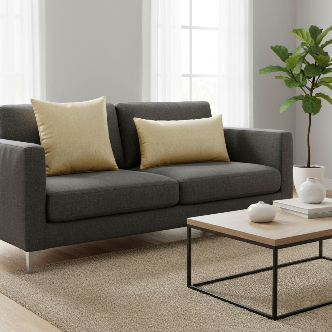 Díszpárna betéttel - Arany csíkos