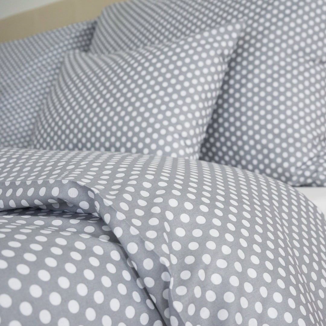 Soft Dots cotton bedding set – clean polka dot elegance