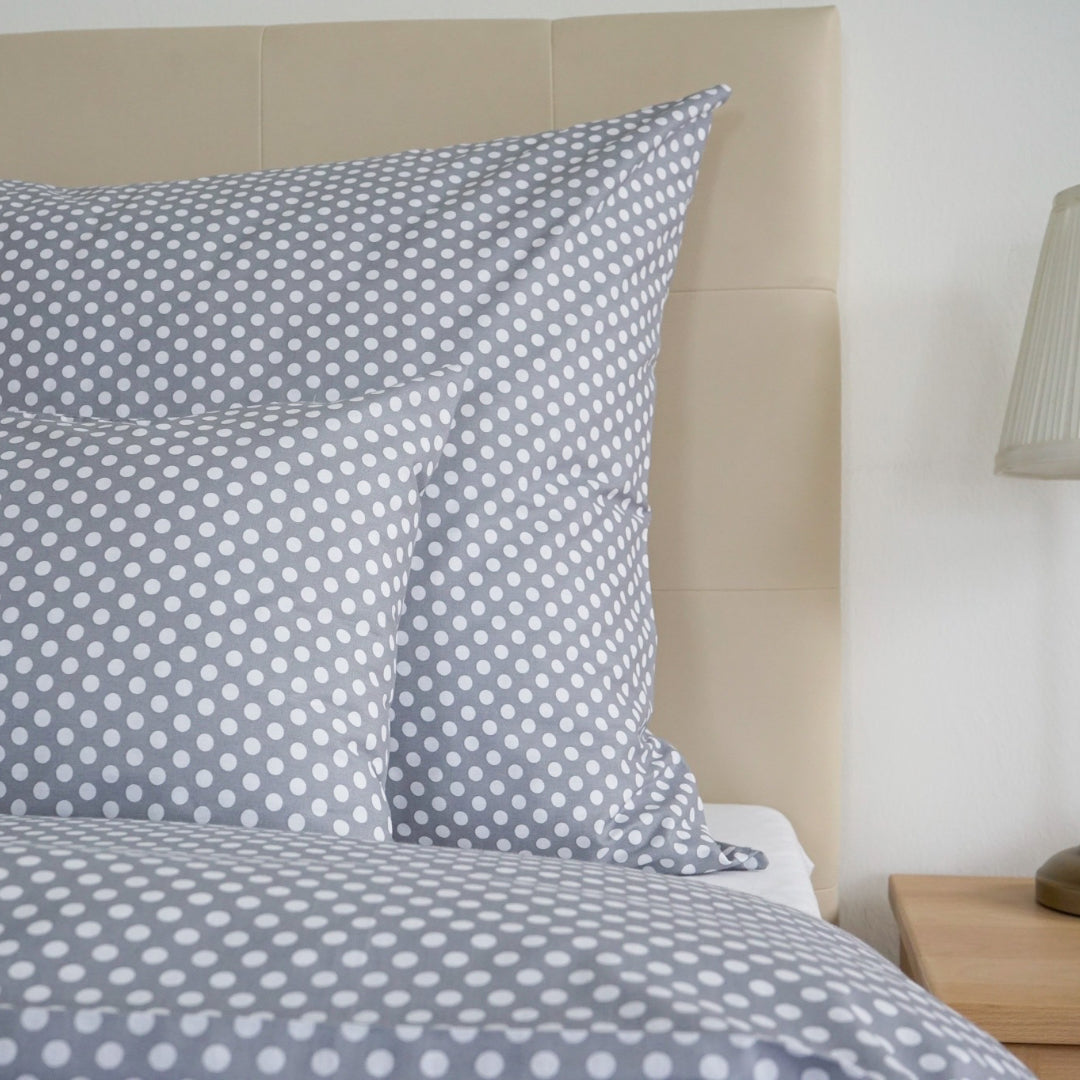 Soft Dots cotton bedding set – clean polka dot elegance