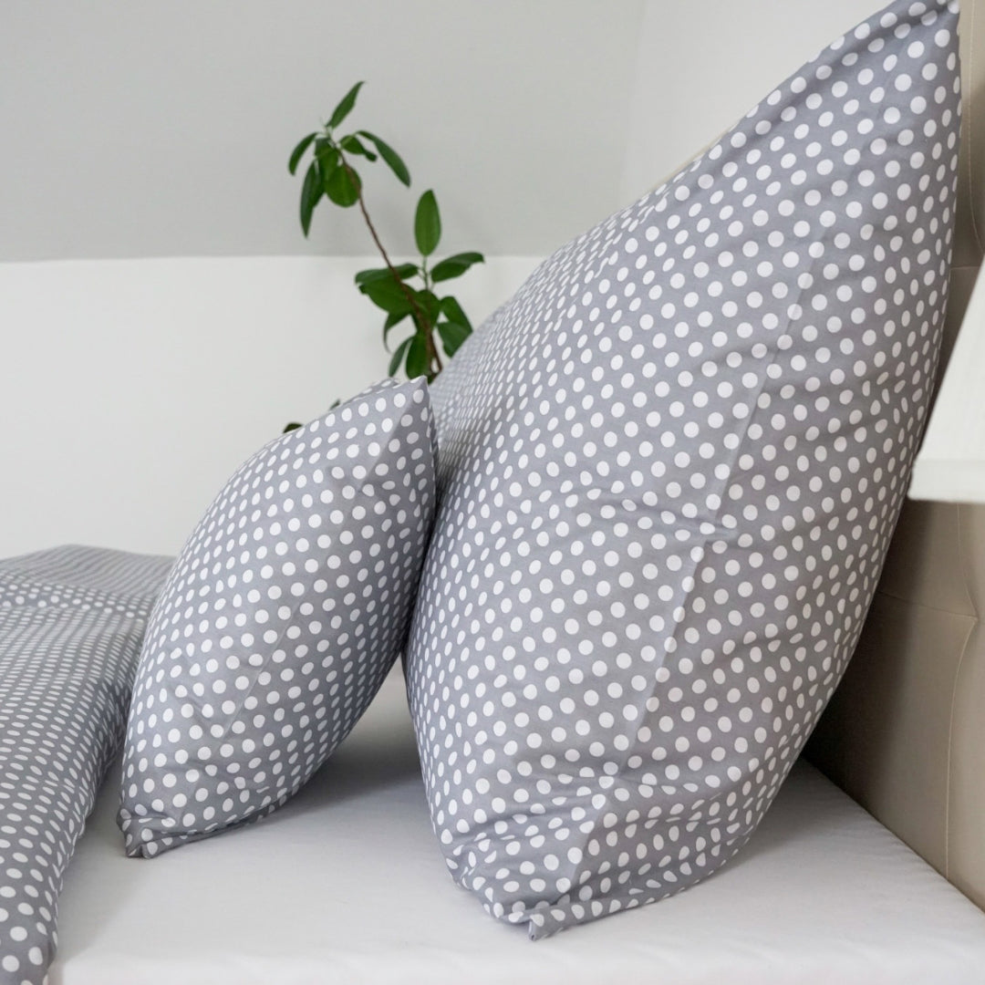 Soft Dots cotton bedding set – clean polka dot elegance