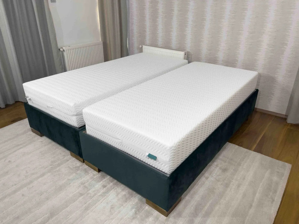 Comfort Fit - HR - Premium hard cold foam mattress - adjustable height (15-30 cm)
