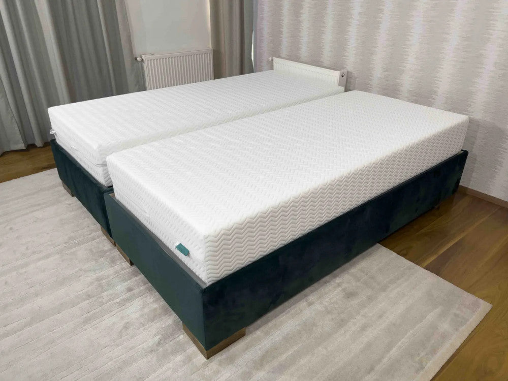 Comfort Fit - HR - Premium hard cold foam mattress - adjustable height (15-30 cm)