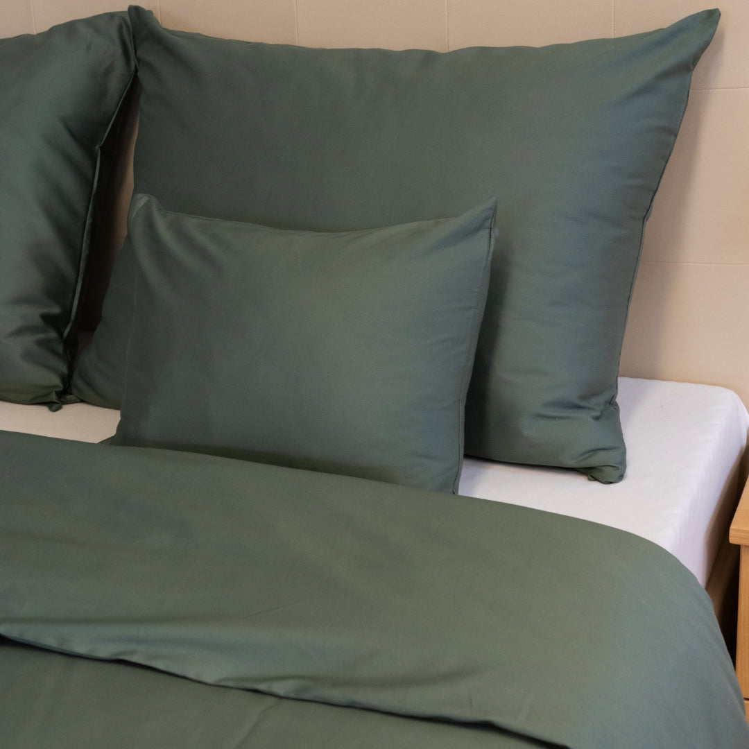 Forest satin duvet cover – deep tranquility with naturalness