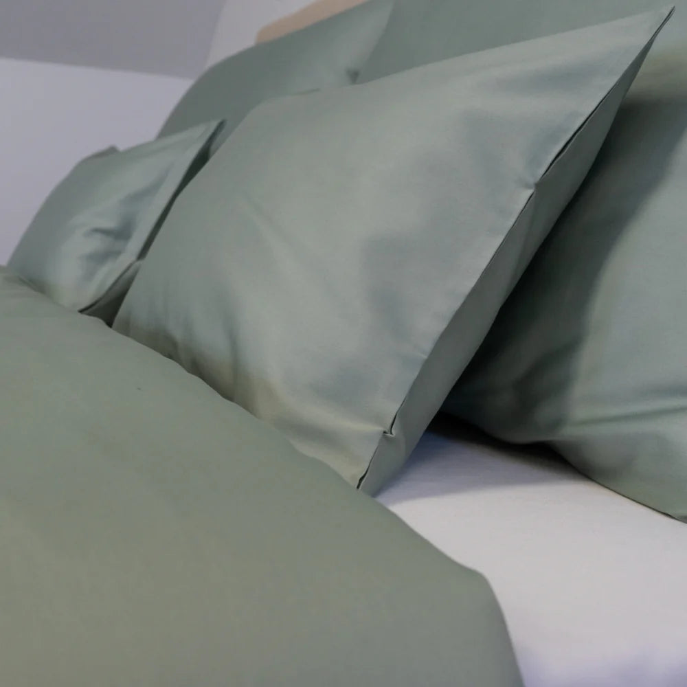 Menta színű szatén párnahuzat - TC 300