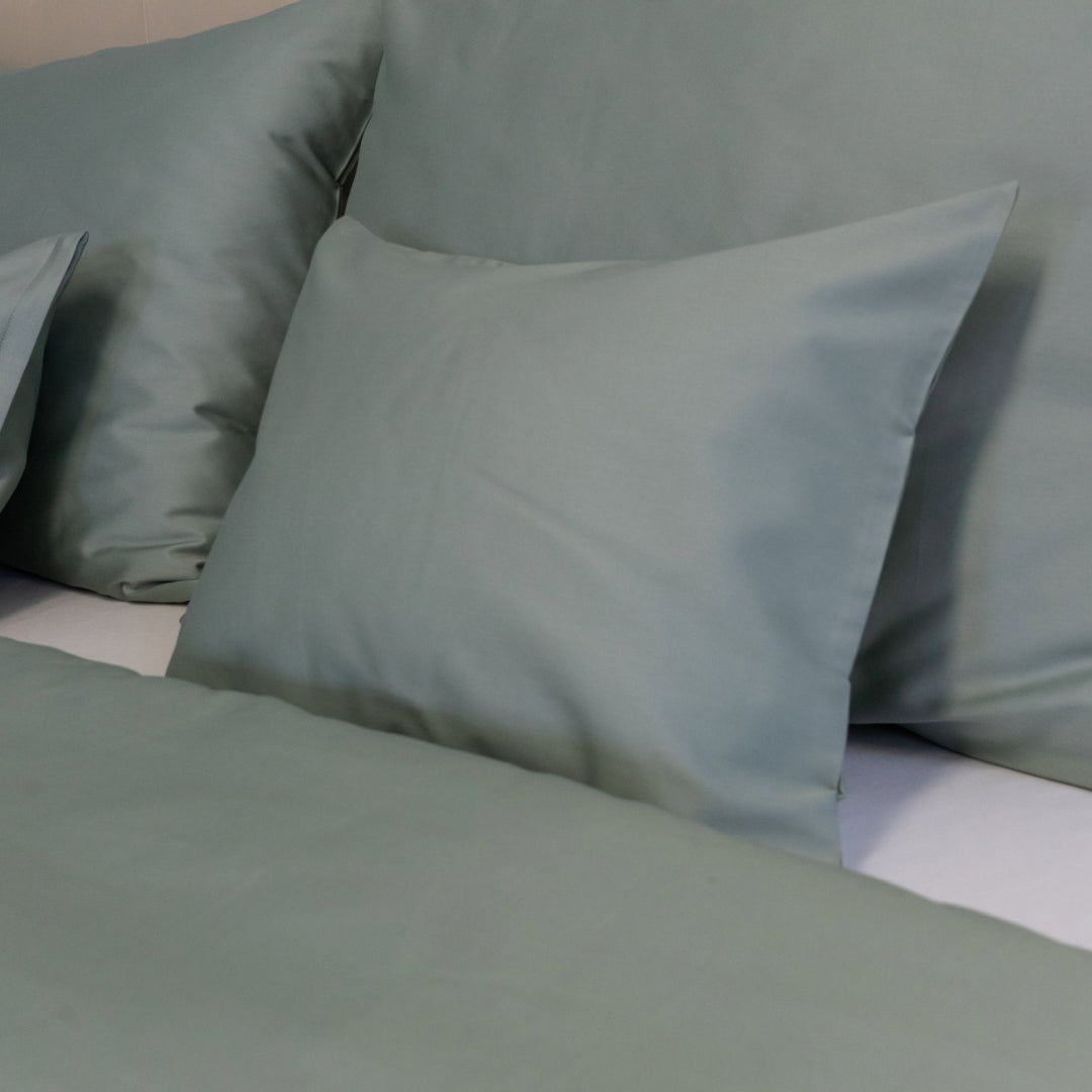 Sage satin duvet cover – natural harmony