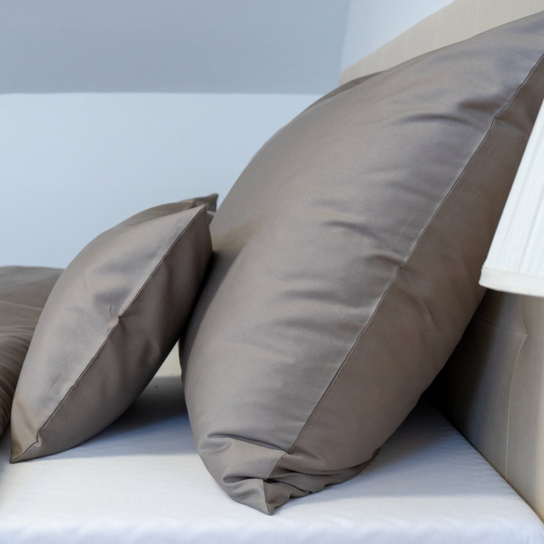 Taupe satin duvet cover - refined elegance